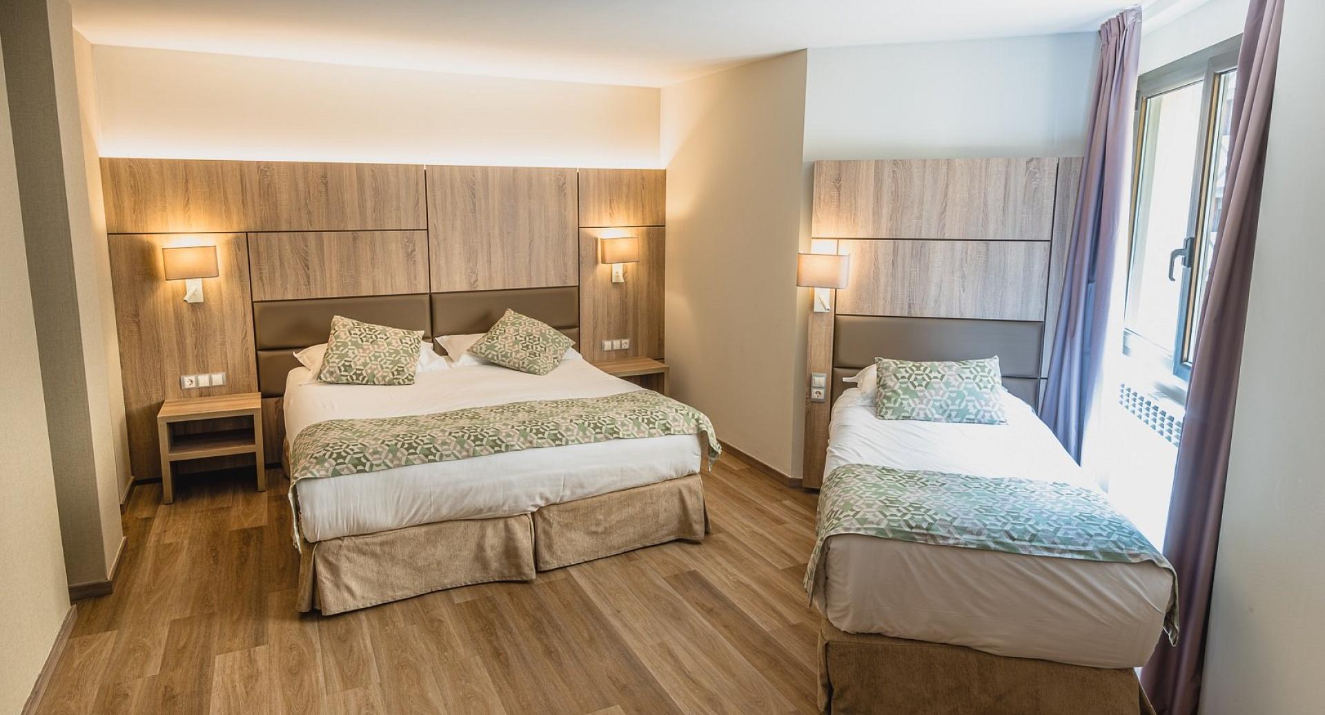 Triple room