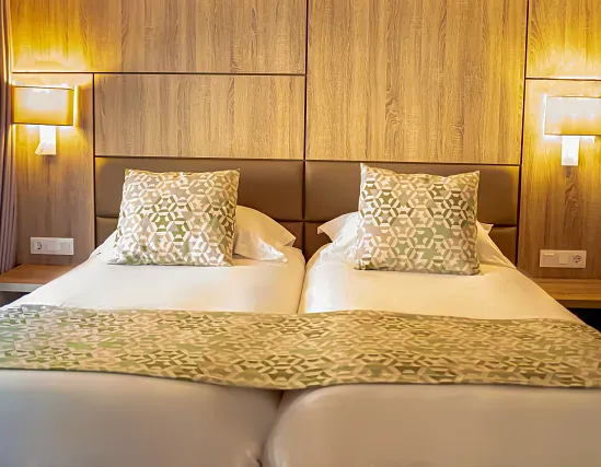 Chambre double avec balcon