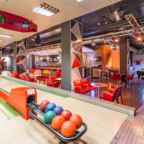Bar Bowling