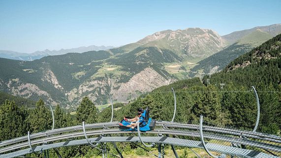 Летний абонемент в Андорру — исследуйте горы в своем собственном темпе