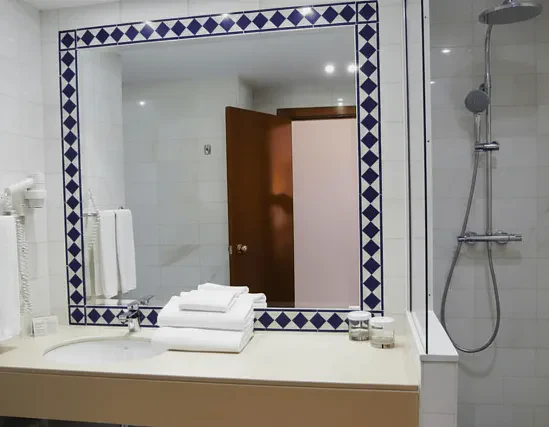 Habitación Comunicada con bañera hidromasaje