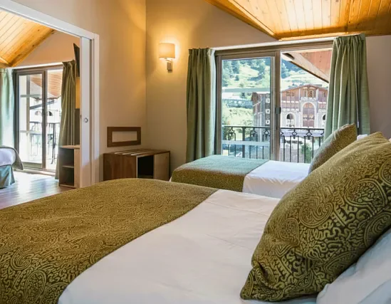 Cuádruple Confort con balcón