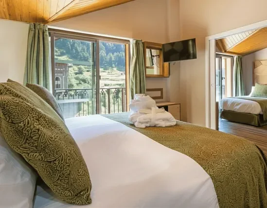 Cuádruple Confort con balcón